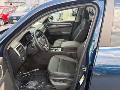 2022 Volkswagen Atlas 2.0T SE w/Technology