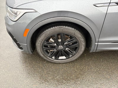 2022 Volkswagen Tiguan 2.0T SE R-Line Black