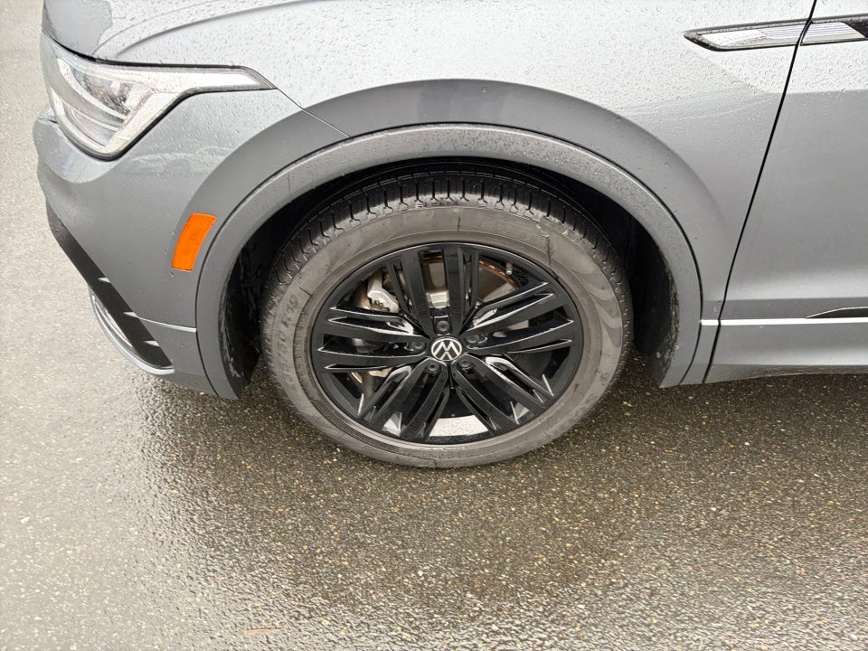2022 Volkswagen Tiguan 2.0T SE R-Line Black
