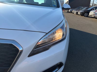 2016 Hyundai Sonata Hybrid SE