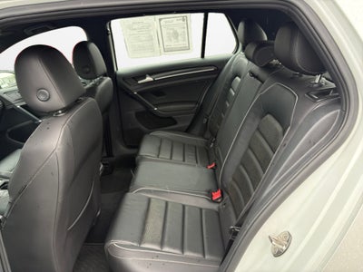 2019 Volkswagen Golf R 2.0T w/DCC & Navigation (M6)