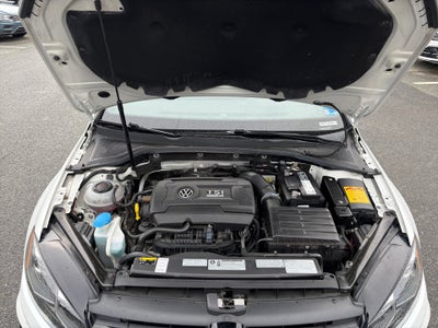 2019 Volkswagen Golf R 2.0T w/DCC & Navigation (M6)