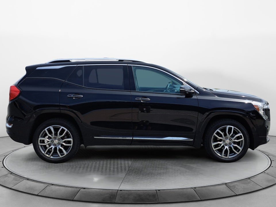 2024 GMC Terrain AWD Denali