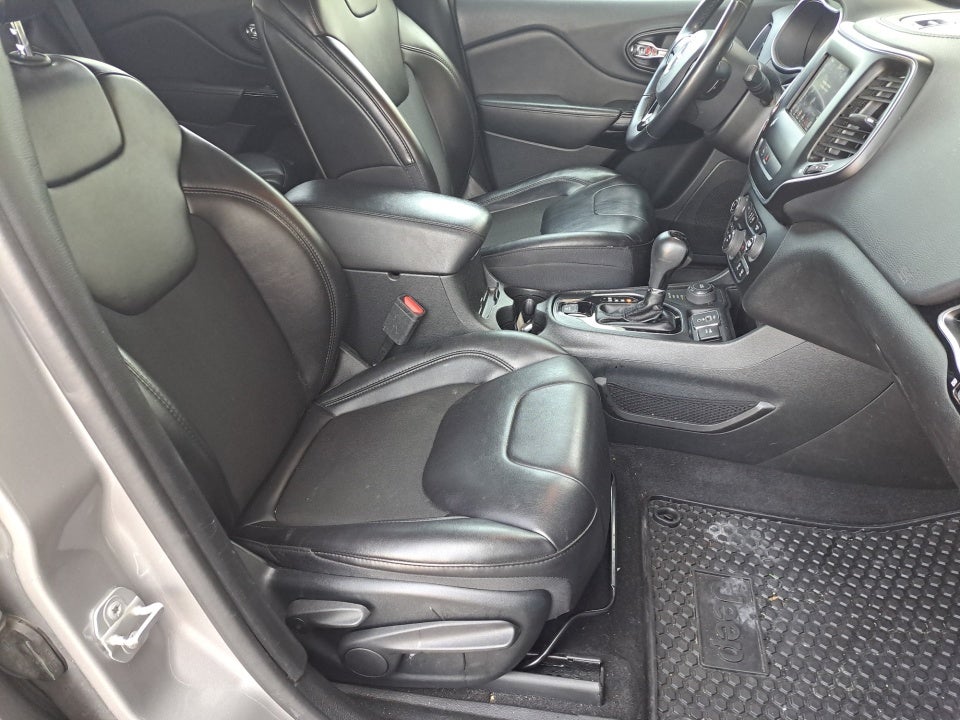 2019 Jeep Cherokee Altitude