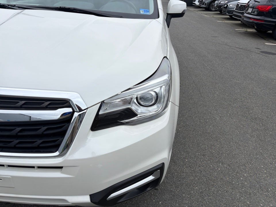 2018 Subaru Forester Touring