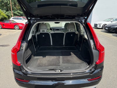 2017 Volvo XC90 Momentum