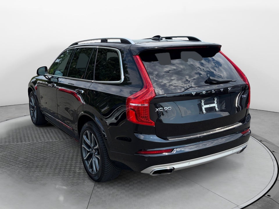 2017 Volvo XC90 Momentum