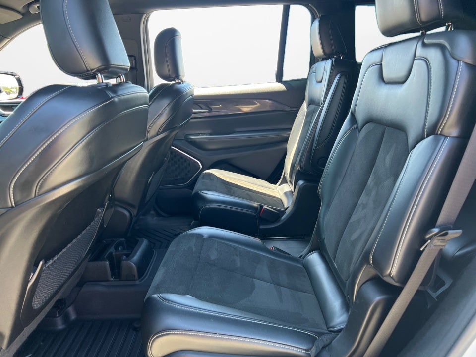 2021 Jeep Grand Cherokee L Altitude 4x4