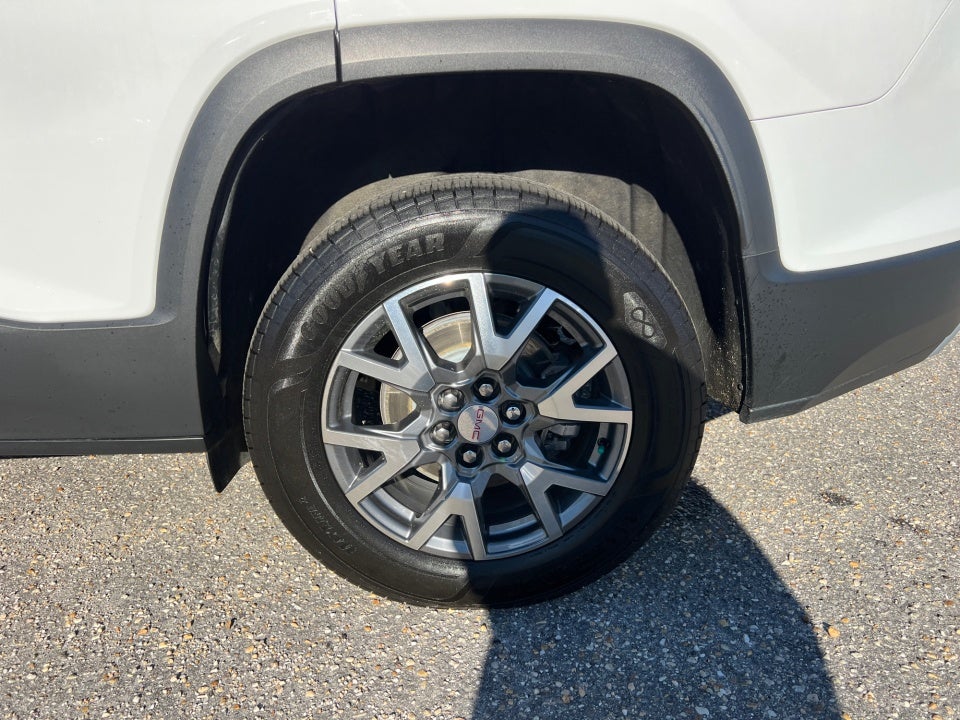 2023 GMC Acadia AWD SLT