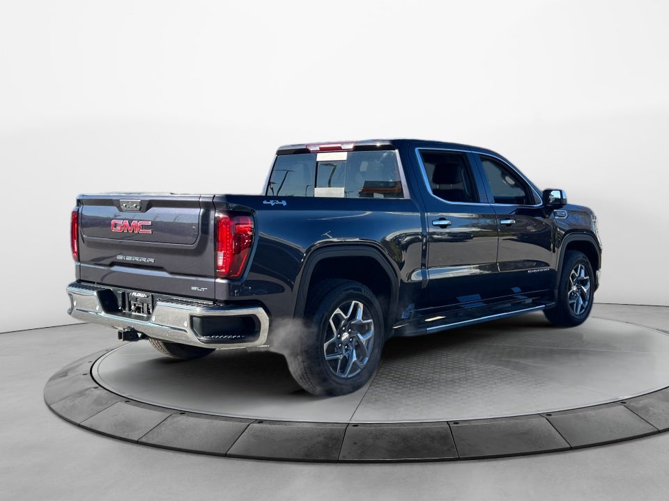 2022 GMC Sierra 1500 4WD Crew Cab Short Box SLT