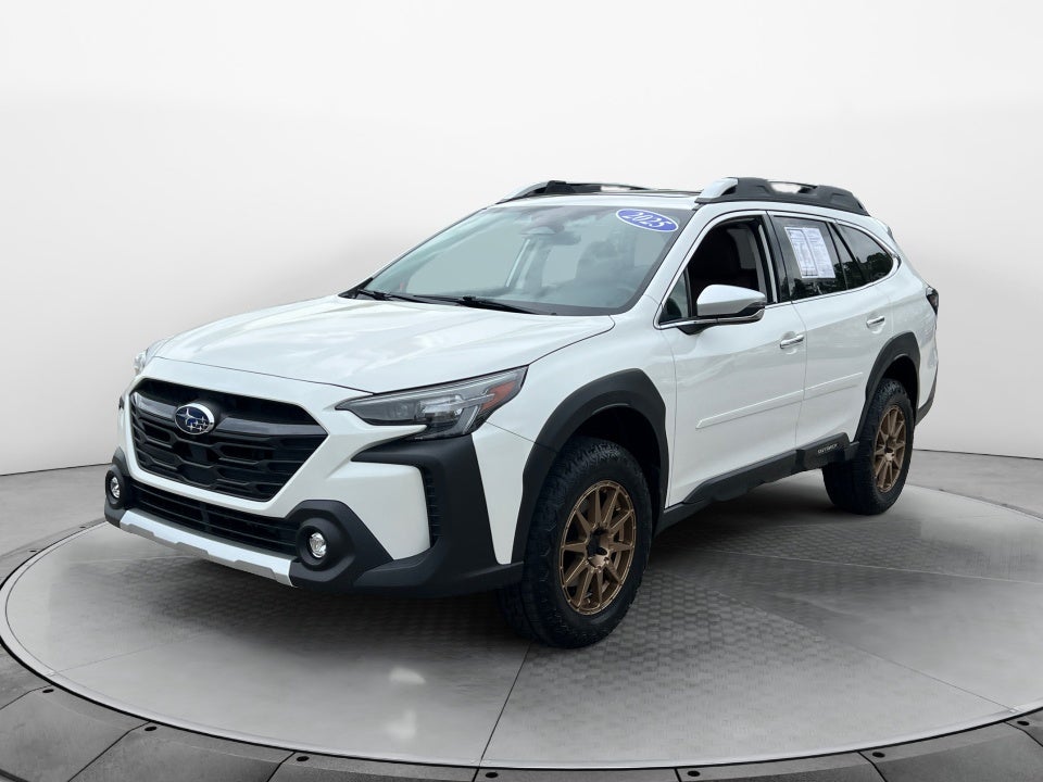 2025 Subaru Outback Touring XT